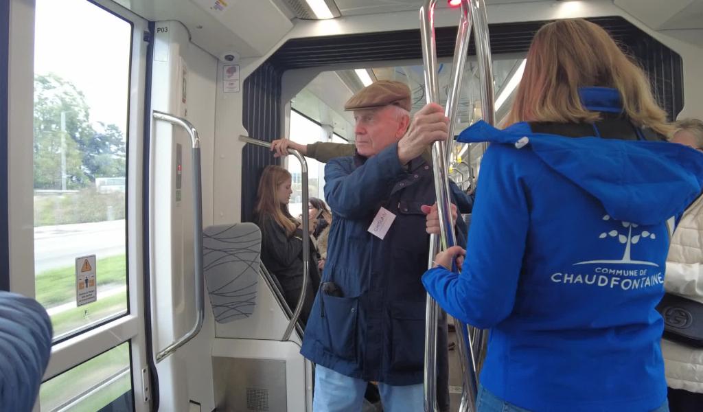 La commune de Chaudfontaine initie les seniors à prendre le tram