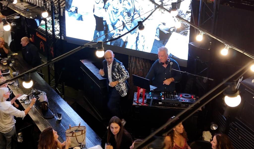 Un liégeois fait danser Saint-Tropez