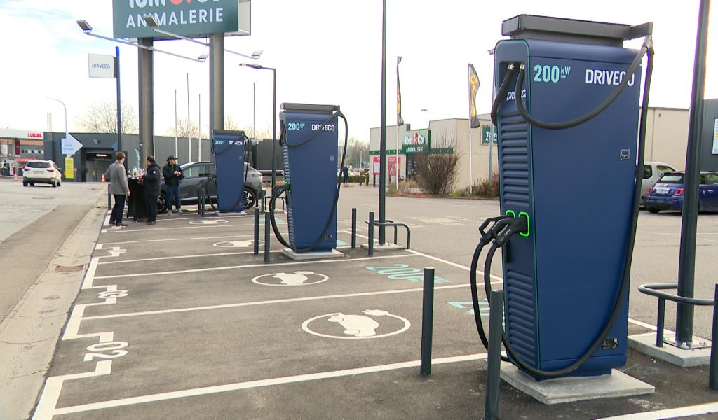 3 nouvelles bornes de recharge électrique ultra-rapide à Hannut