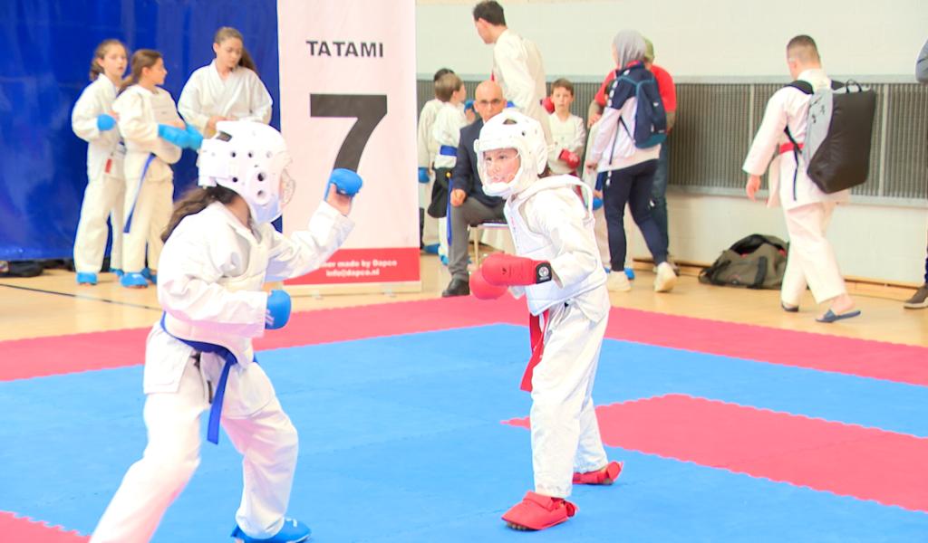 700 karatékas pour la Panda Cup au Country Hall