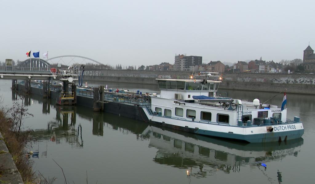 Liège Airport : le kérosène destiné aux avions sera amené par voie fluviale