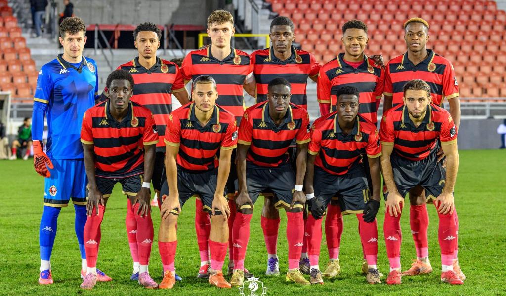 Rencontre remise entre le RFC Seraing et Courtrai