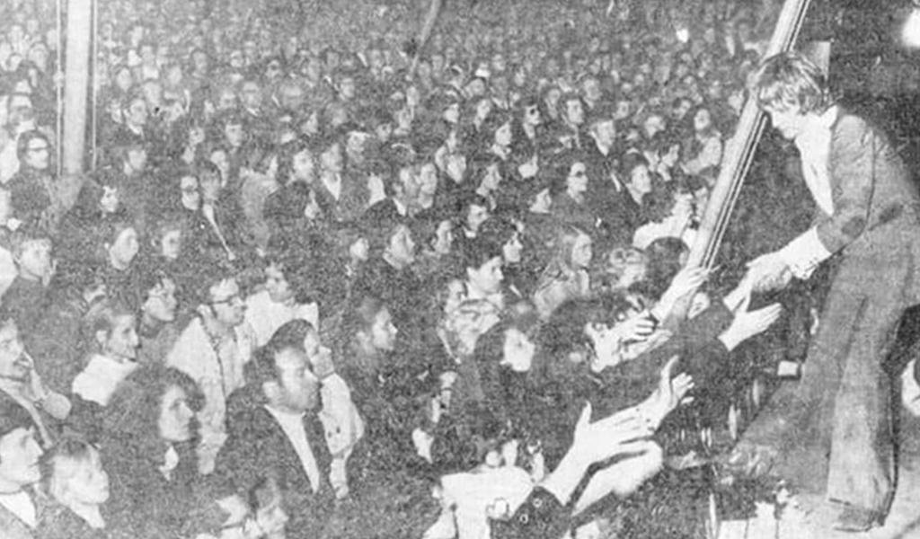 Claude François en concert sur un parking à Rocourt ?