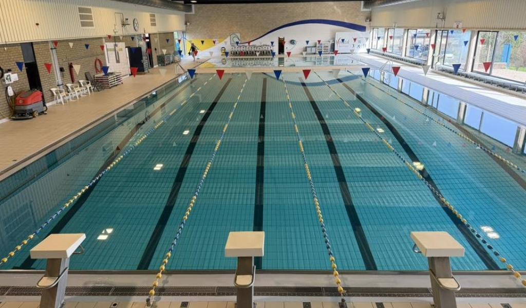 Après 3 semaines de fermeture, la piscine de Herstal a rouvert...quelques heures !