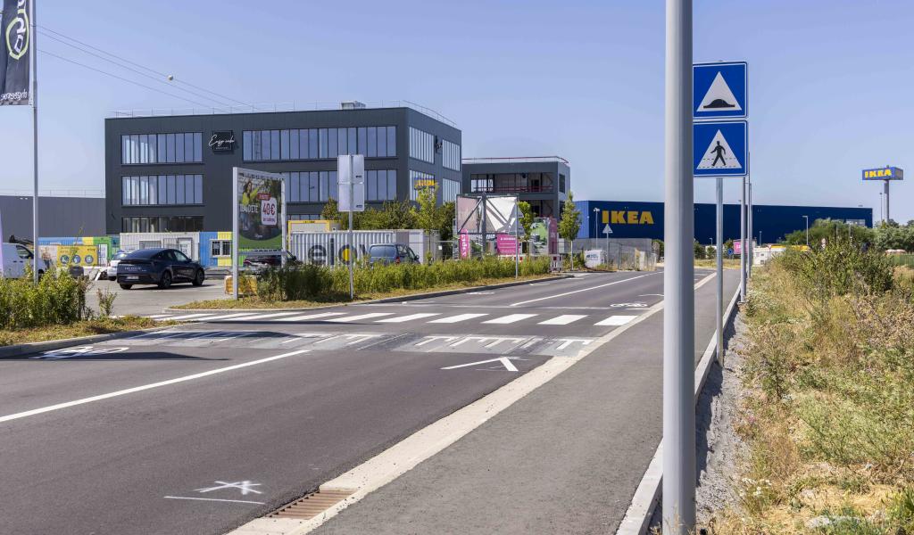 Awans : une liaison routière entre Ikea et le complexe commercial voisin