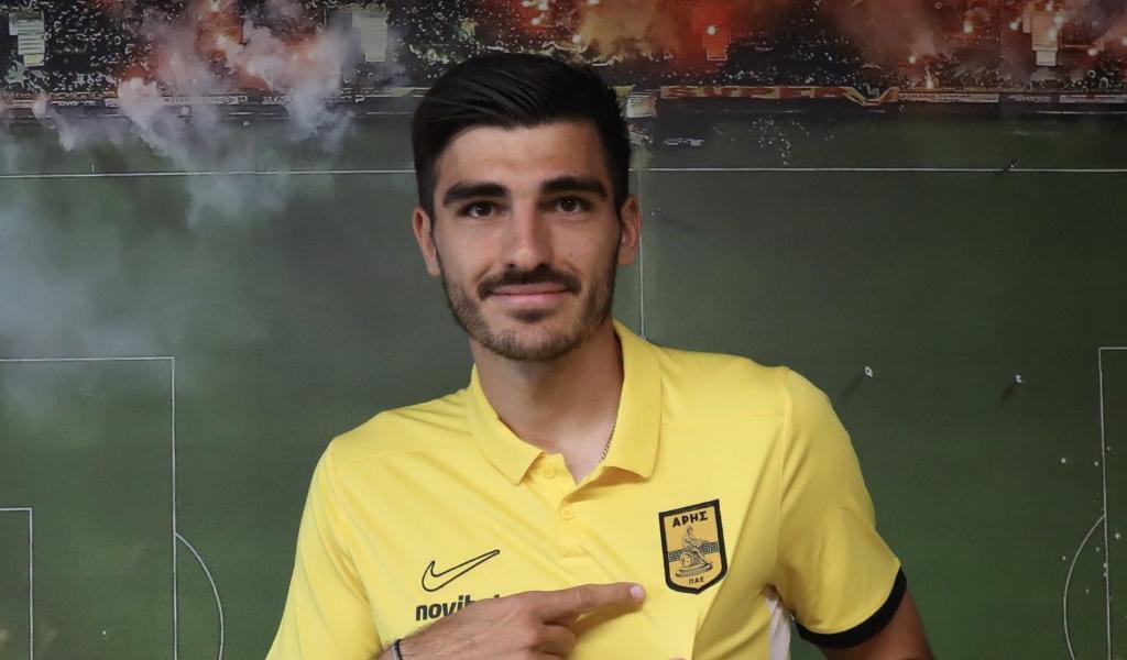 Le Standard prête Bosko Sutalo à l'Aris Salonique