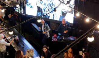 Un liégeois fait danser Saint-Tropez