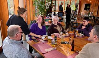 Au Préhistomuseum : un restaurant social