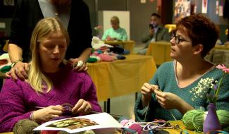 12h tricot challenge : quand la laine tisse du lien