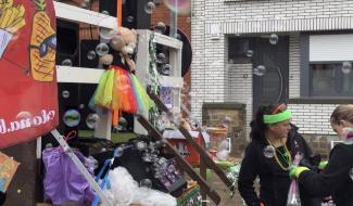 Des bulles remplacent les confettis au carnaval de Crisnée