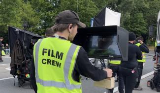 Le film "Les Profs 3" se tourne sur l'aire d'autoroute à Couthuin