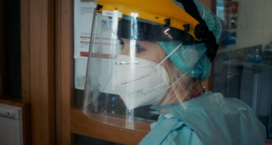 "Des corps et des batailles", plongée au coeur d'une unité Covid