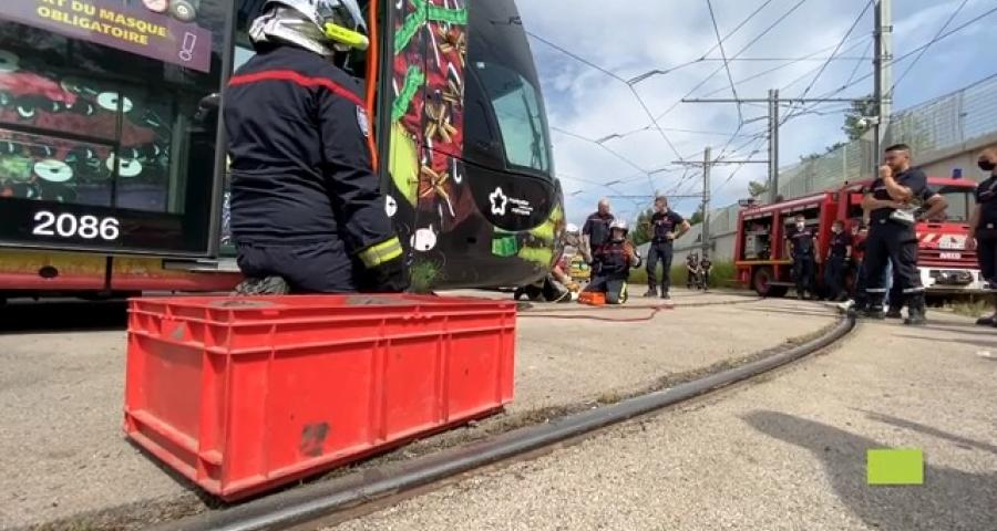 Tram En Commun S3#34 - Les pompiers et le tram 