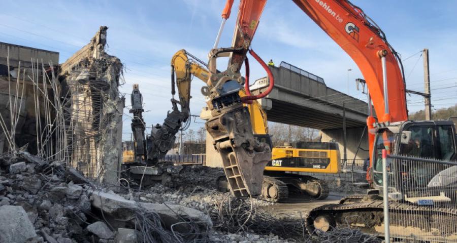 Tram En Commun S2#17 : la démolition du pont des Modeleurs 