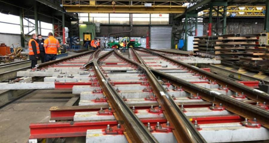 Tram En Commun S3#6 : les aiguillages du tram, fabriqués au Grand-Duché de Luxembourg 