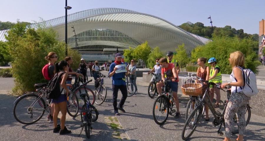 Visiter Liège en pédalant avec un guide touristique