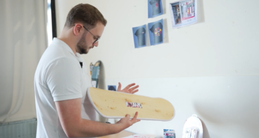 Un autre regard: Formation technicien-ne en infographie