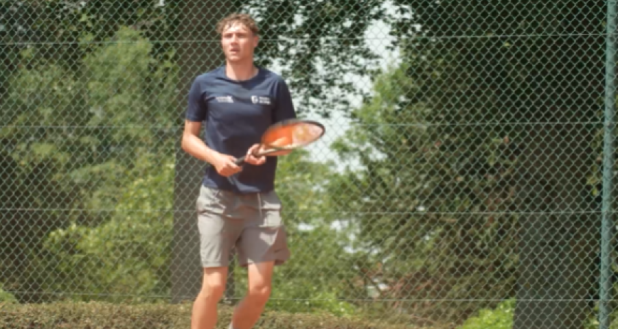 Un autre regard: Formation Sport-Etudes Tennis