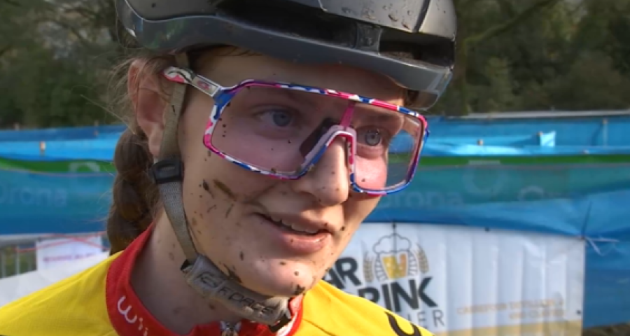Ça roule?: Dans la roue de Juline Delcommune, véritable pépite wallonne en cyclo-cross!