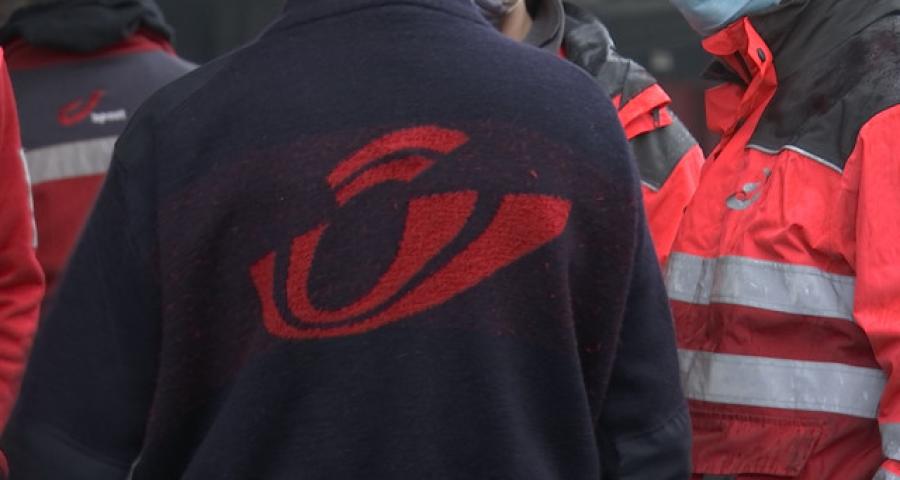 Une nouvelle réunion entre syndicats et direction échoue dimanche soir