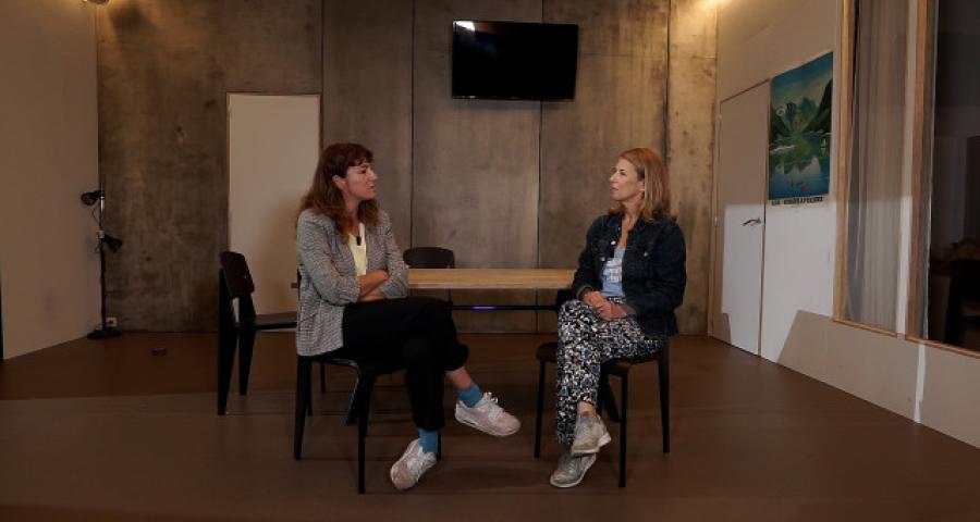 CultureL avec la metteuse en scène Aurore Fattier pour "Hedda", la photographe Anne-Françoise Schmitz et le dessinateur Marc Hardy 