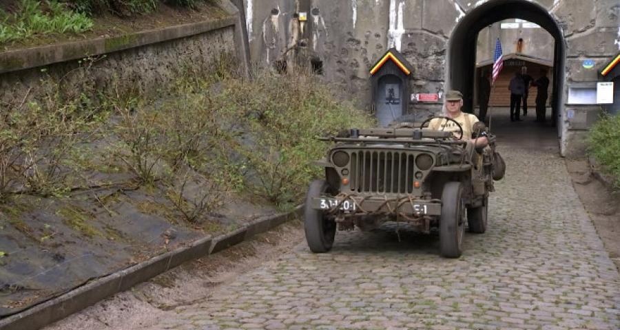 Une belle concentration de véhicules militaires pour les festivités annuelles du Fort de Lantin