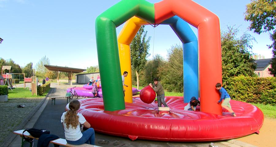 Passe à la Maison : les Maisons de jeunes ouvrent leurs portes