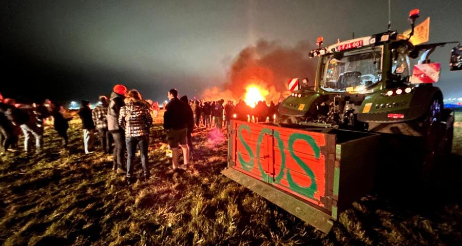 Mobilisation des agriculteurs contre le Mercosur: des barrages filtrants sur la E40 et la E25