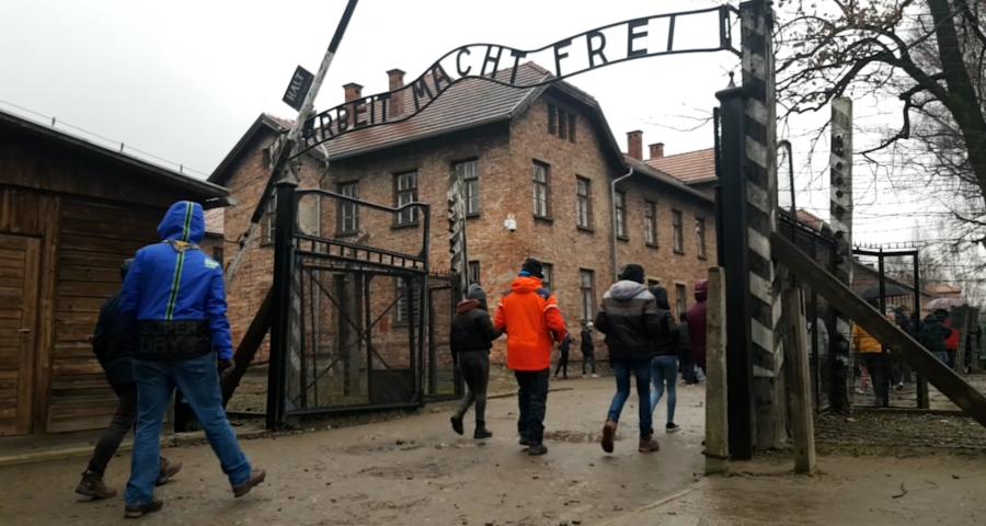 Asbl Agora: le devoir de mémoire par le camp d'Auschwitz-Birkenau