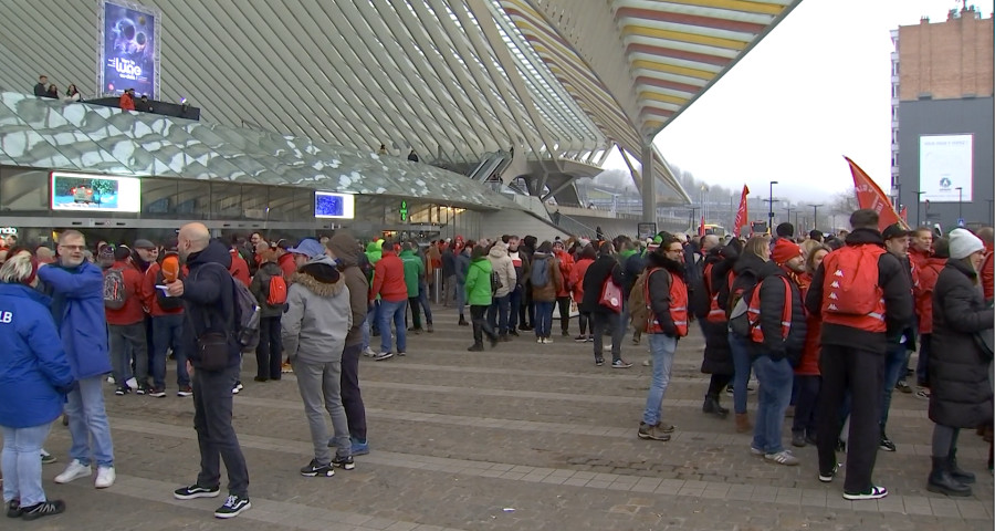 Des milliers de manifestants attendus dans les rues de Bruxelles, le pays à l'arrêt