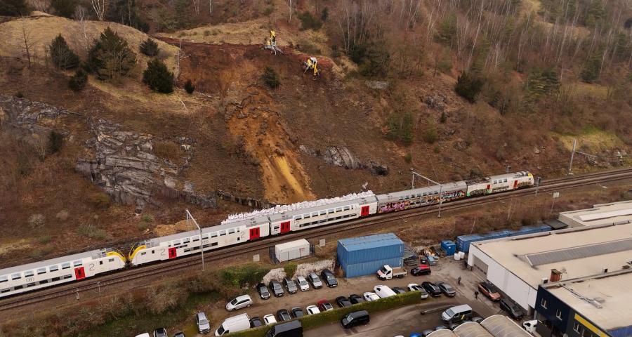 Huy : glissement de terrain près des voies ferroviaires