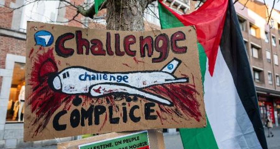 Une plainte collective déposée contre Challenge Airlines