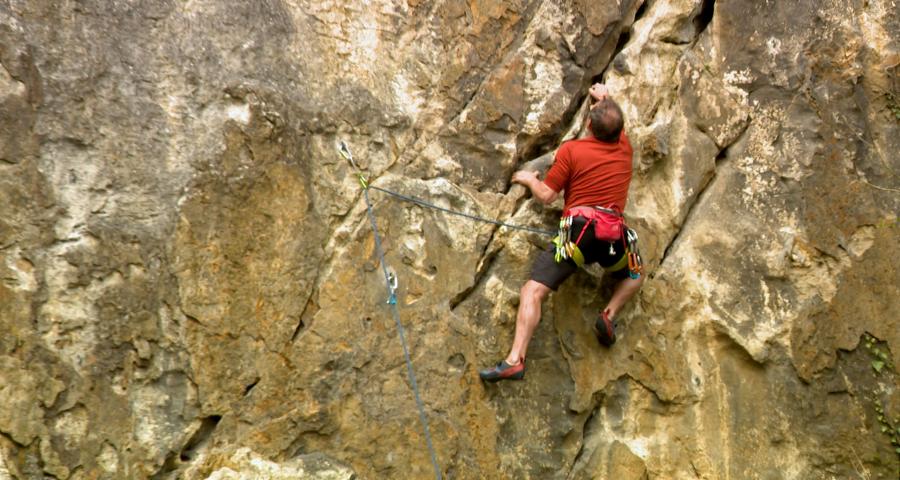 Un Liégeois a créé un guide des spots d'escalade en Wallonie