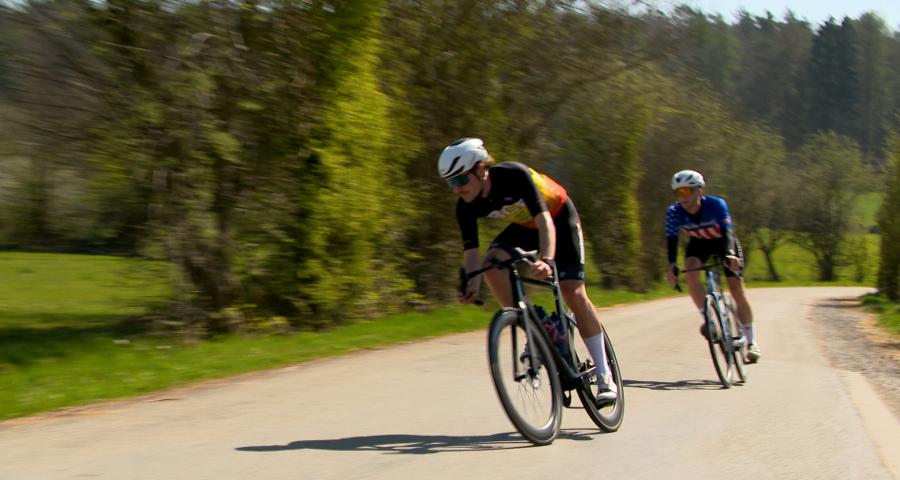 Ça roule? Rouler en peloton comme les pros grâce au Bonneville Cycling Fédération