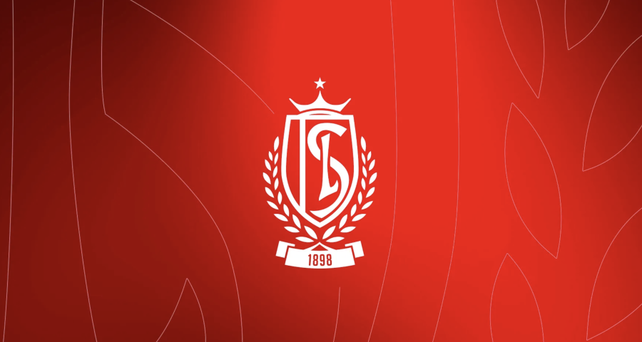 Vente du Standard à son CEO