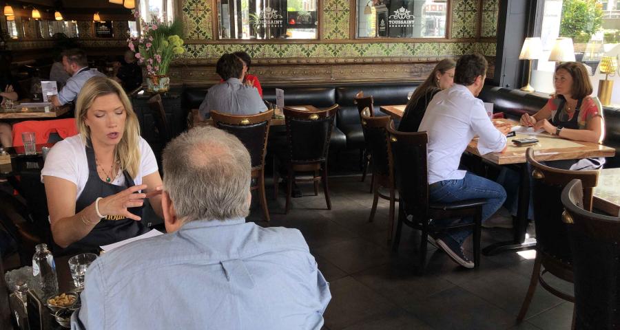 Quand les notaires reçoivent les citoyens dans un café !