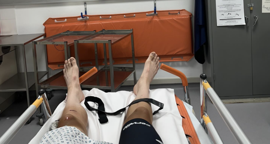 Cian Uijtdebroeks renversé par une auto : "Vous jouez avec nos vies"