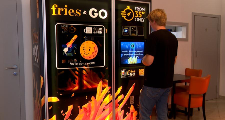 Un distributeur de frites créé par 2 Liégeoises