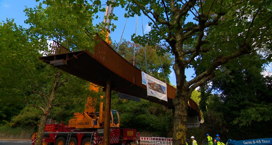 Liège : une passerelle de 81 mètres pour les piétons et cyclistes du parc Clajot