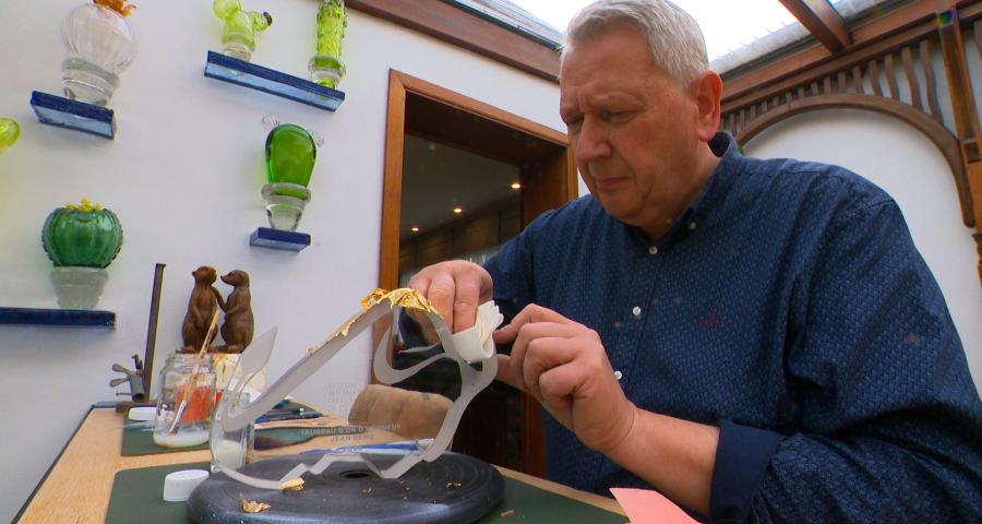 Les secrets des taureaux d'or du Festival International du Film de Comédie de Liège