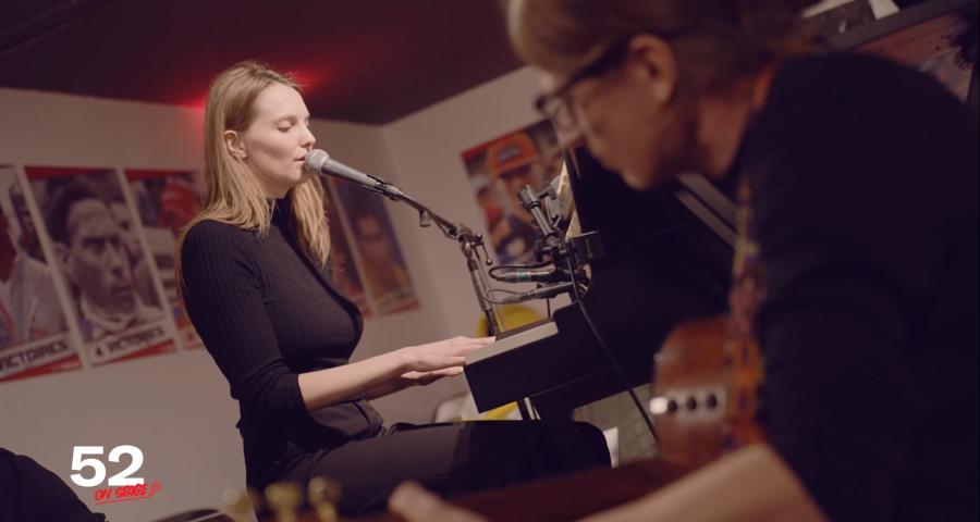 Alma Laloy au Musée du Circuit