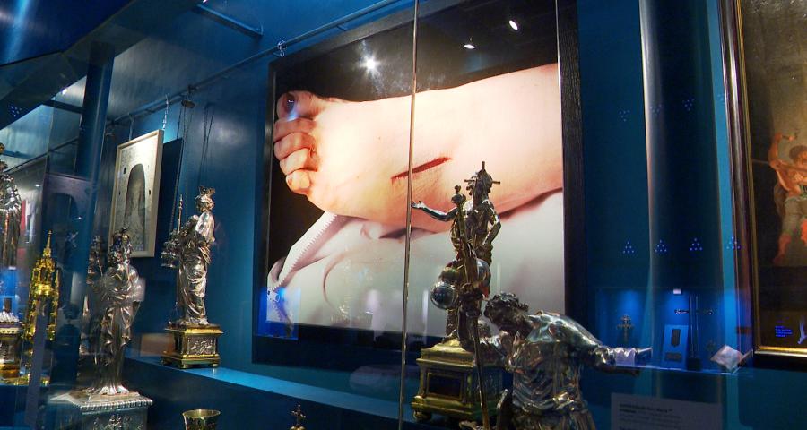 L'art contemporain s'invite au Trésor de la Cathédrale de Liège