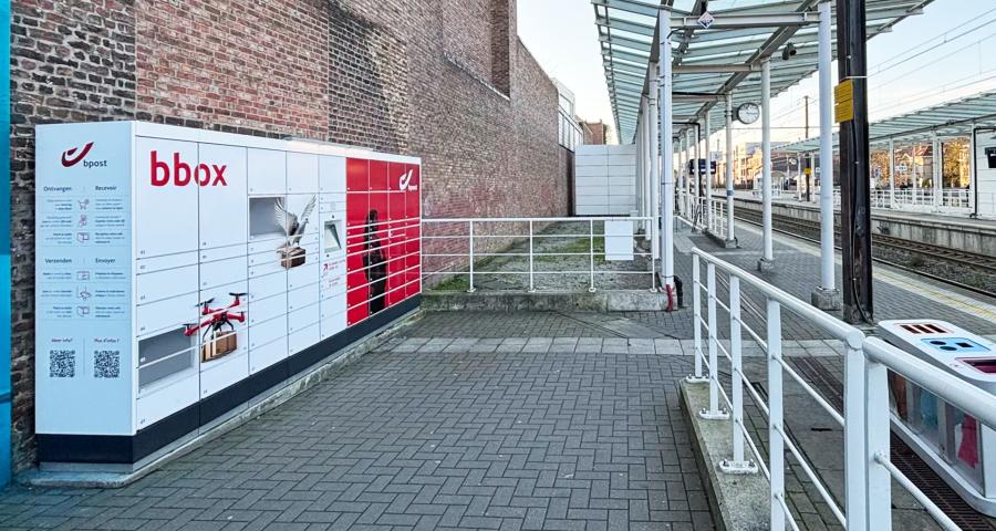 Des distributeurs Bbox dans toujours plus de gares du pays