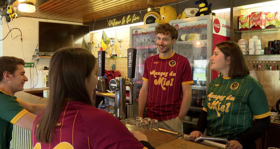 FC Apicoles : Du terrain de football à la ruche !