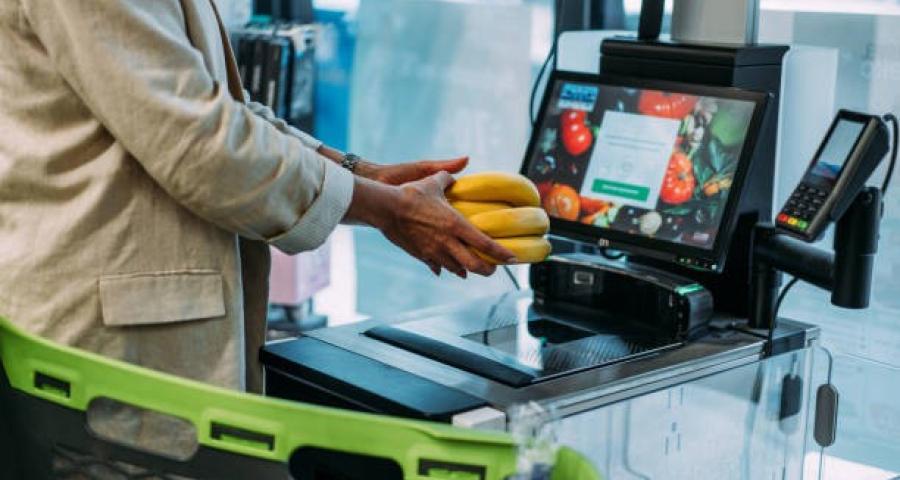 Comeos introduit un recours contre la taxe sur les caisses en libre-service