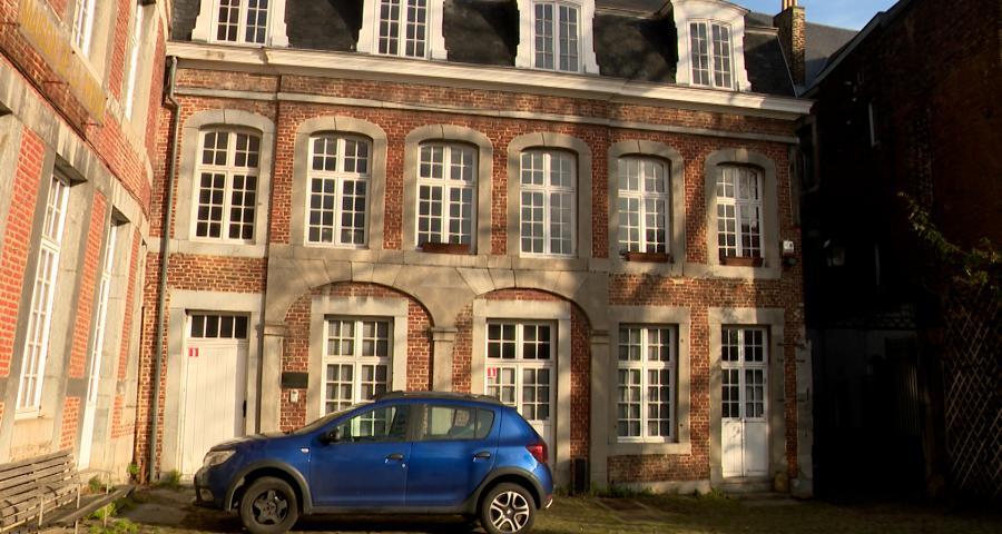 Bâtiments de la Ville en vente