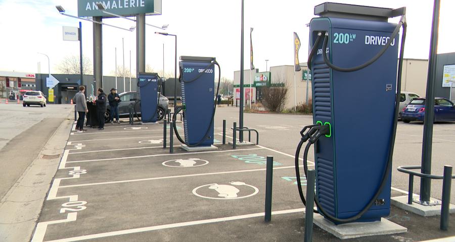 3 nouvelles bornes de recharge électrique ultra-rapide à Hannut