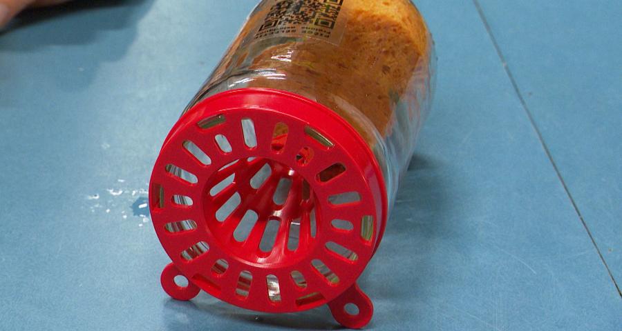 Frelons asiatiques: les communes distribuent massivement des pièges