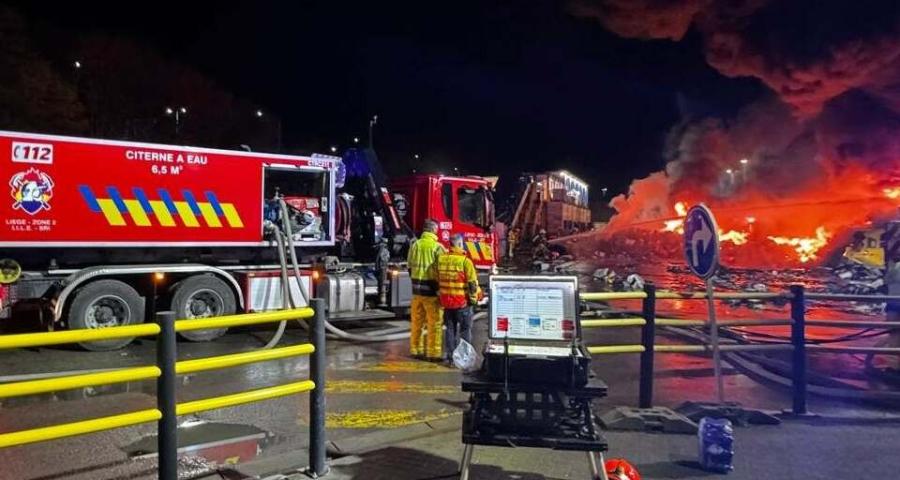 Incendie chez Recydel : les pompiers ont été occupés toute la nuit