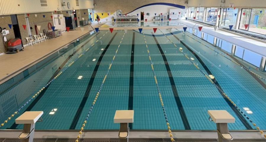 Après 3 semaines de fermeture, la piscine de Herstal a rouvert...quelques heures !